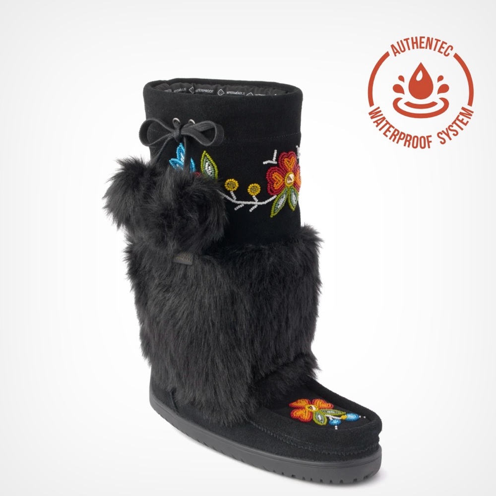 NIB Manitobah Bloom Mukluks - Black Embroidered Fur Boots